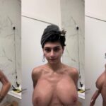 Mia khalifa lave las bolsas sin romperse