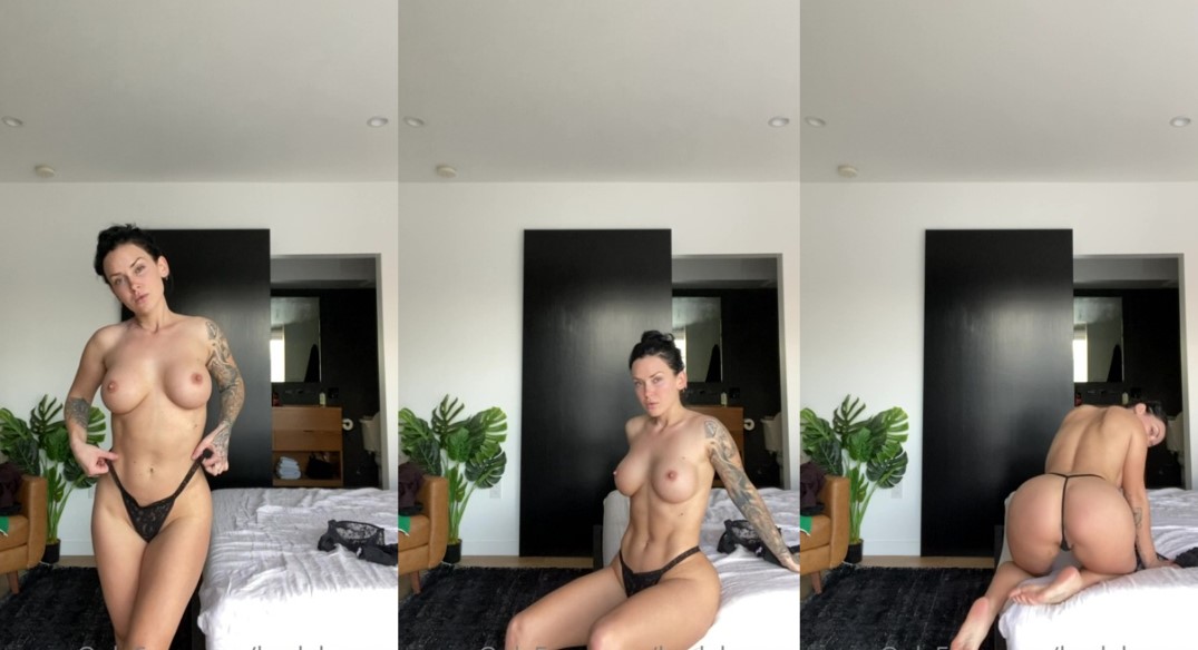 Kayla Lauren Funny Nude Lightie Striptease PPV