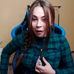 Aborto ruidevskaya camisa apretada