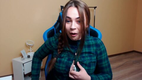 Aborto ruidevskaya camisa apretada