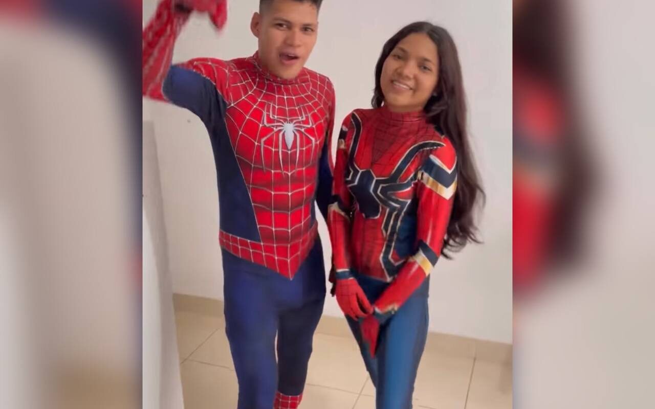 Nuevo video porno de la mujer araña y su pareja - porno colombiano