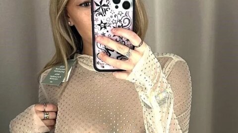 Breckie Hilli Funny PPV Lingerie para calmar